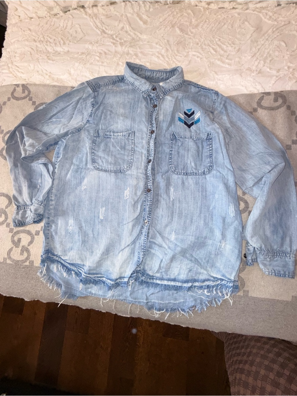 Vintage Havana Light Wash Denim Button-Up Shirt with Chevron Patch